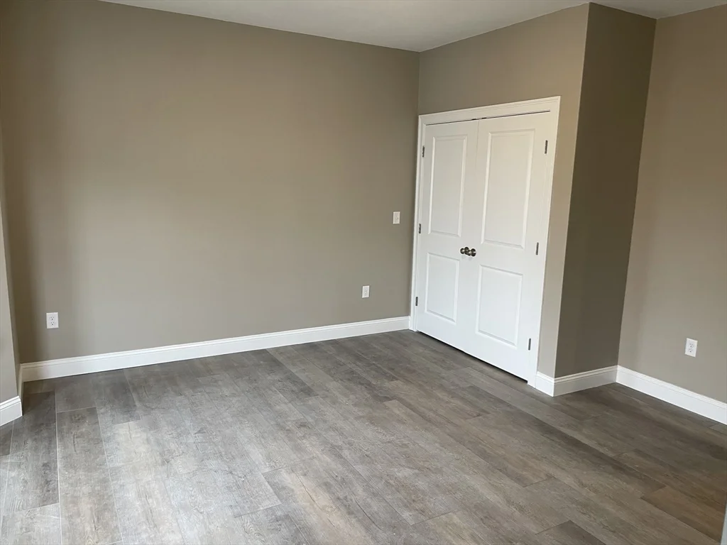 1 Brattle St, North Worcester