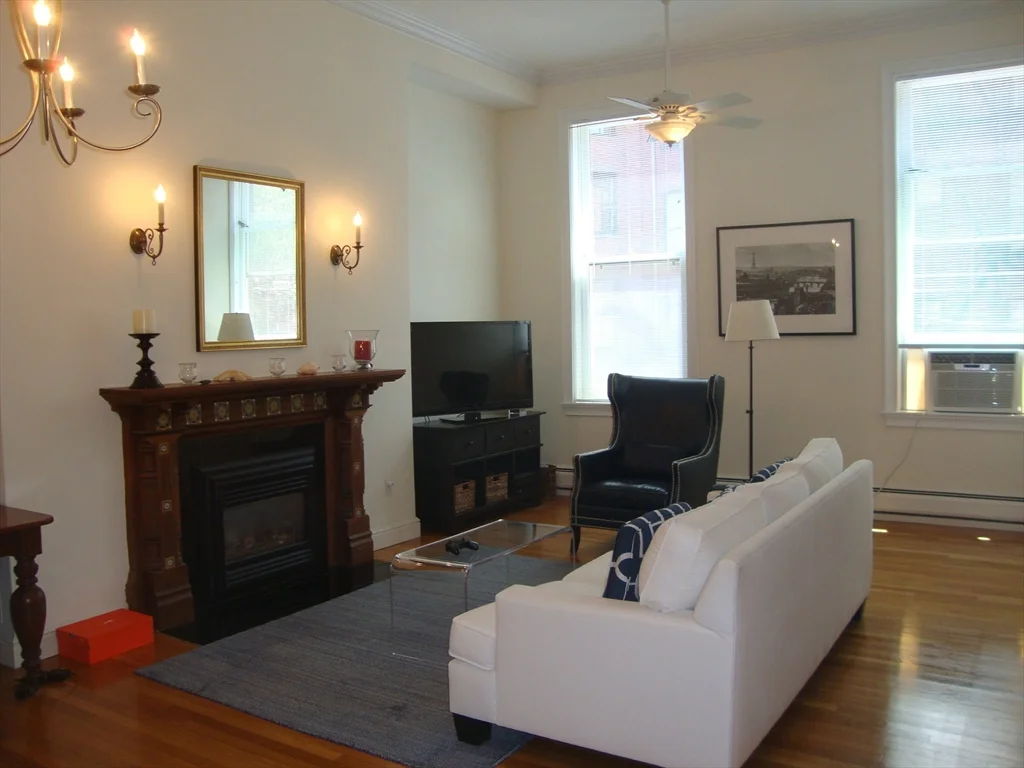 271 Beacon, Back Bay