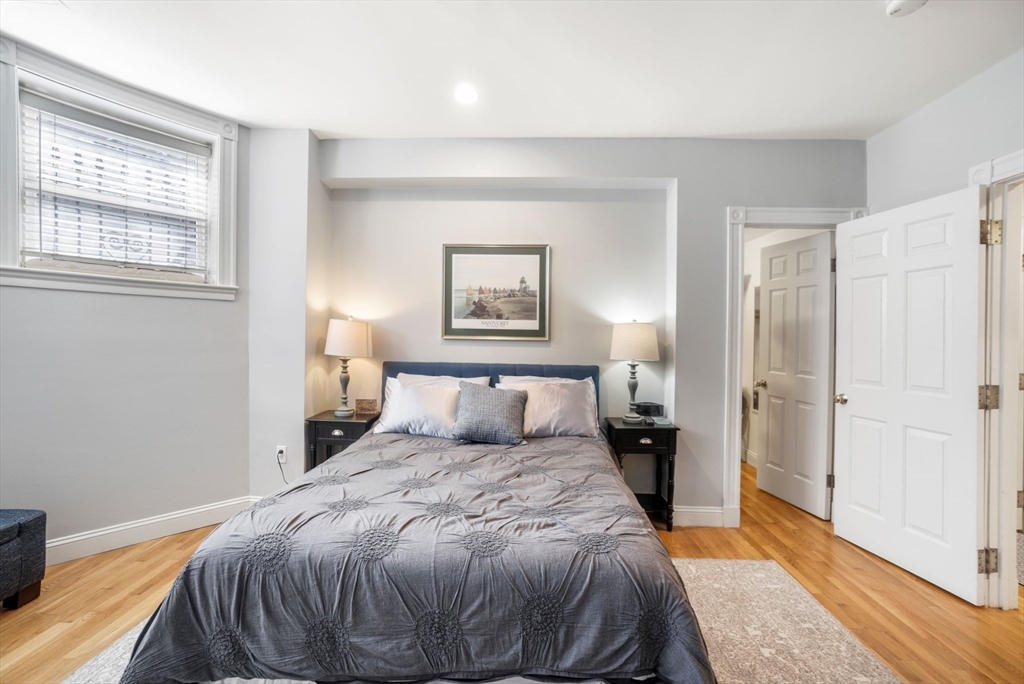 397 Marlborough St, Back Bay