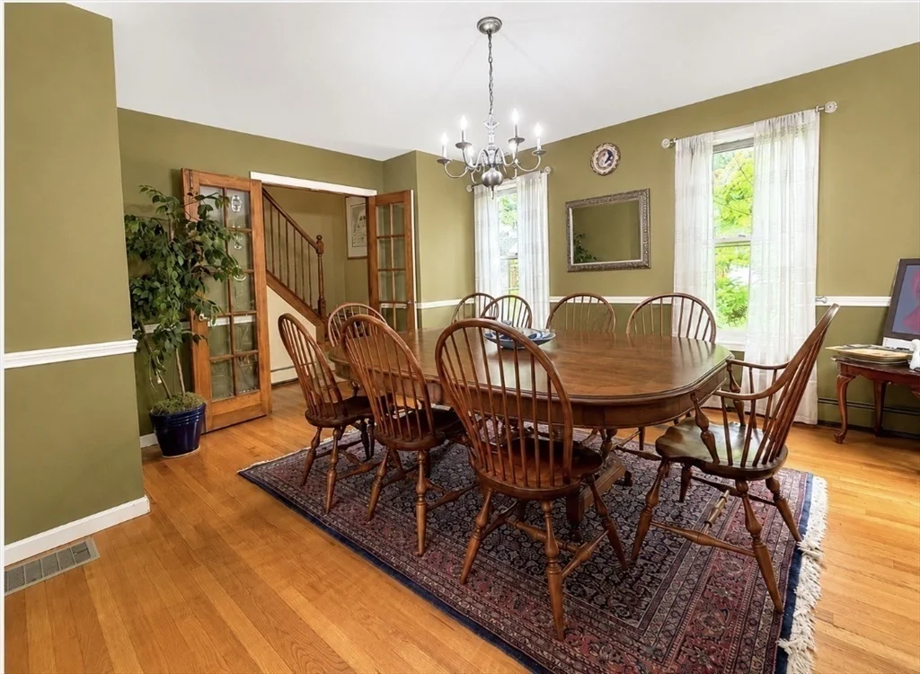 31 Woodside Circle, Sturbridge