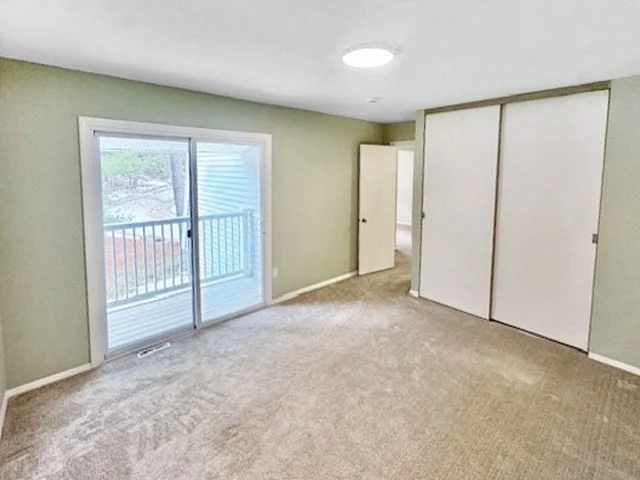 418 Edgebrook Dr, Boylston