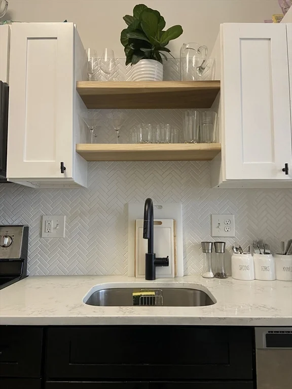 258 Bremen St, East Boston