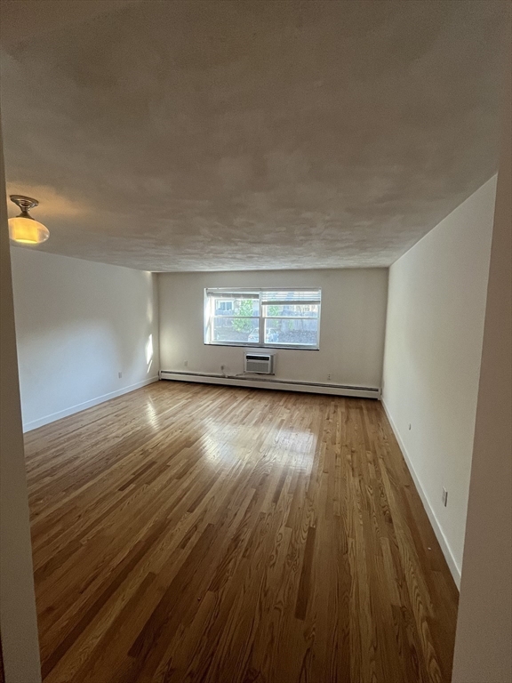 101 Walker St, Newtonville