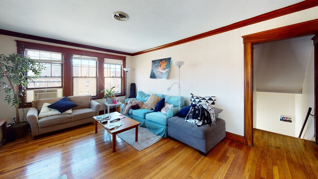 50-52 Colborne Rd, Boston