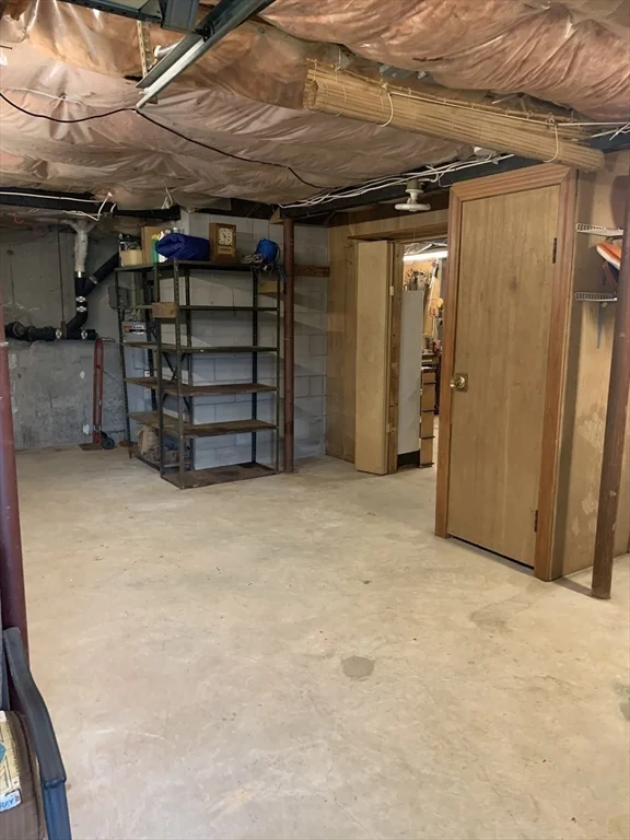 670 Eastside Rd, Wrentham