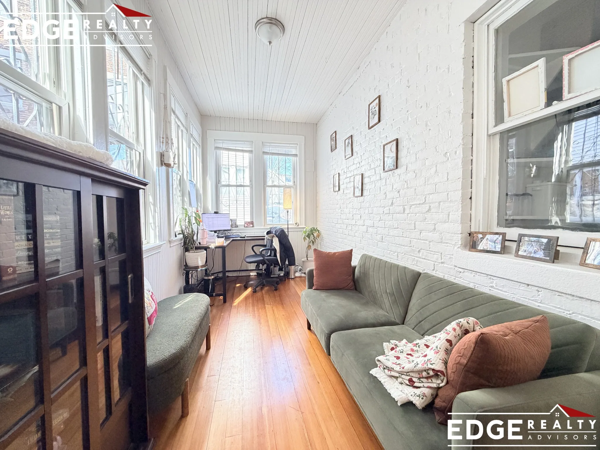 79 Glenville Ave, Brighton