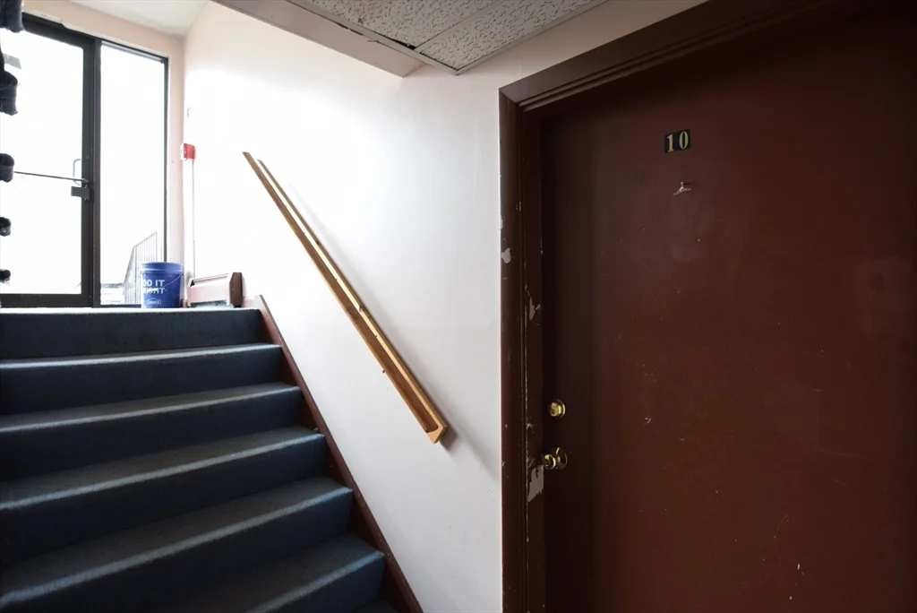 309 Pawtucket Blvd, Lowell