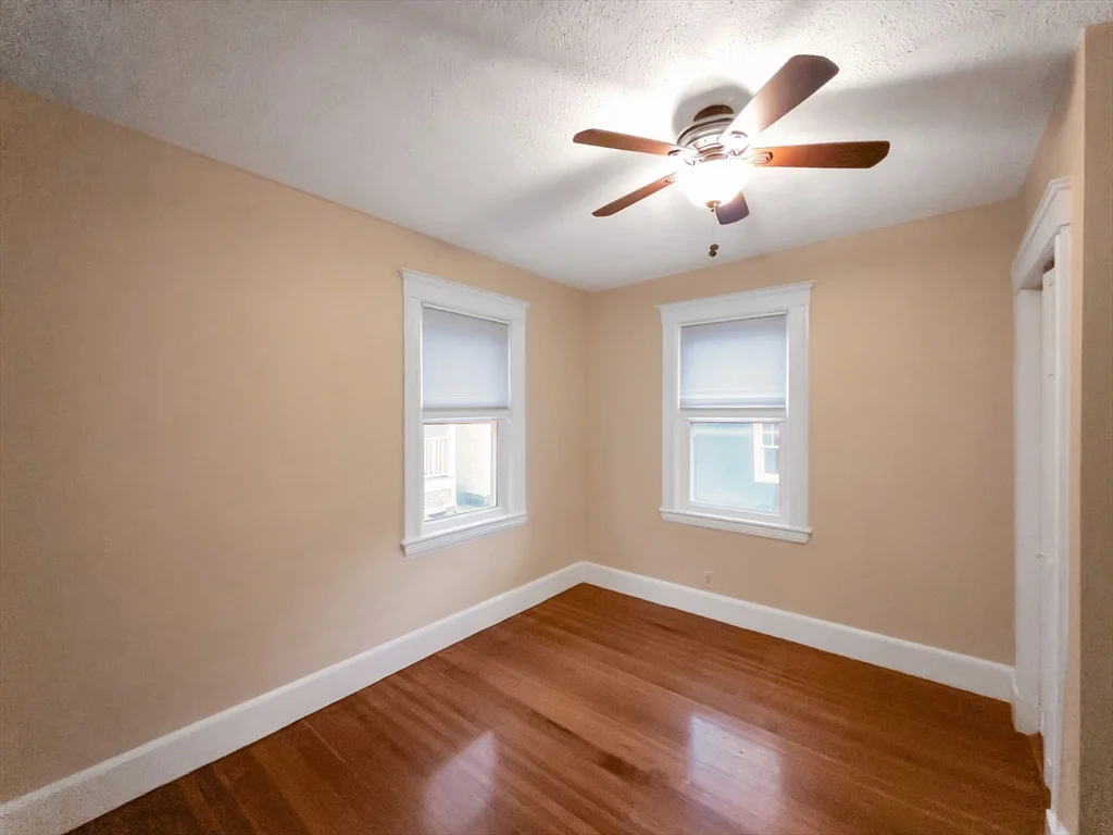 21 Bradwood St, Roslindale