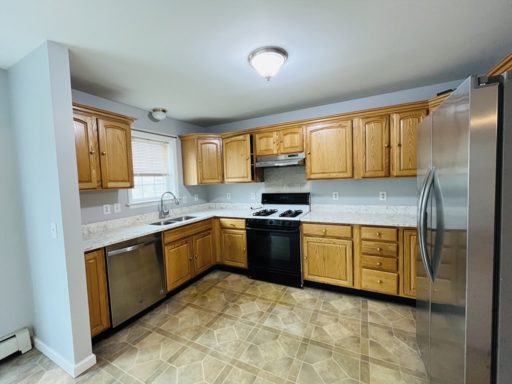 37 Glen Ave, Chelmsford