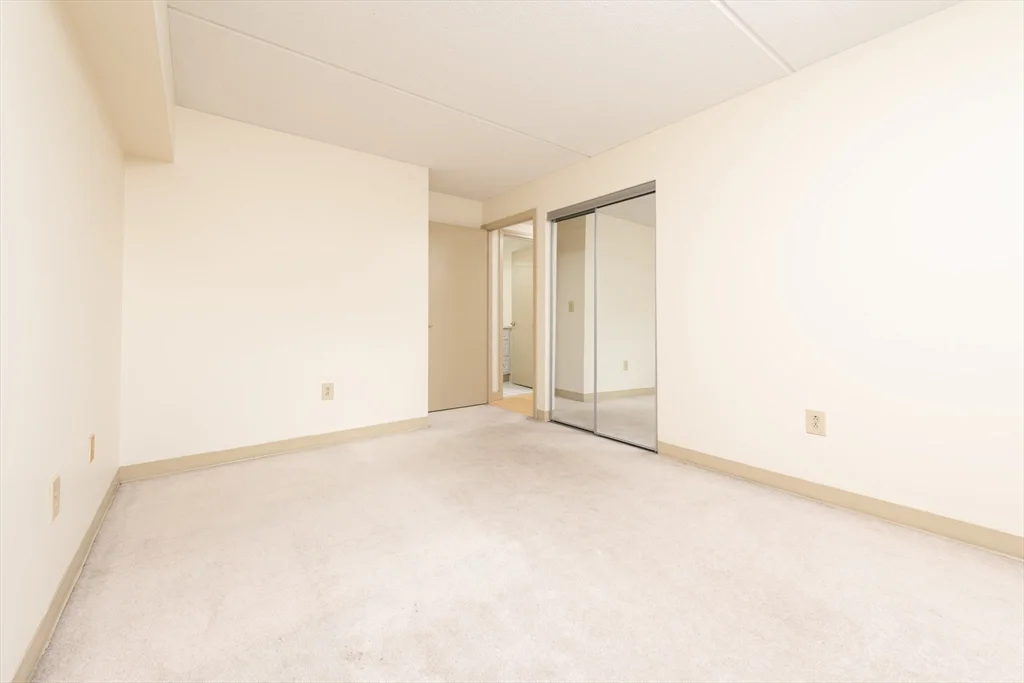 108 Peterborough St, Fenway