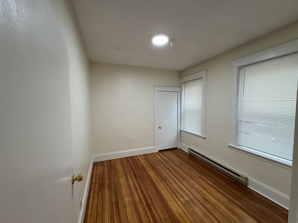 1725 Commonwealth Ave, Brighton