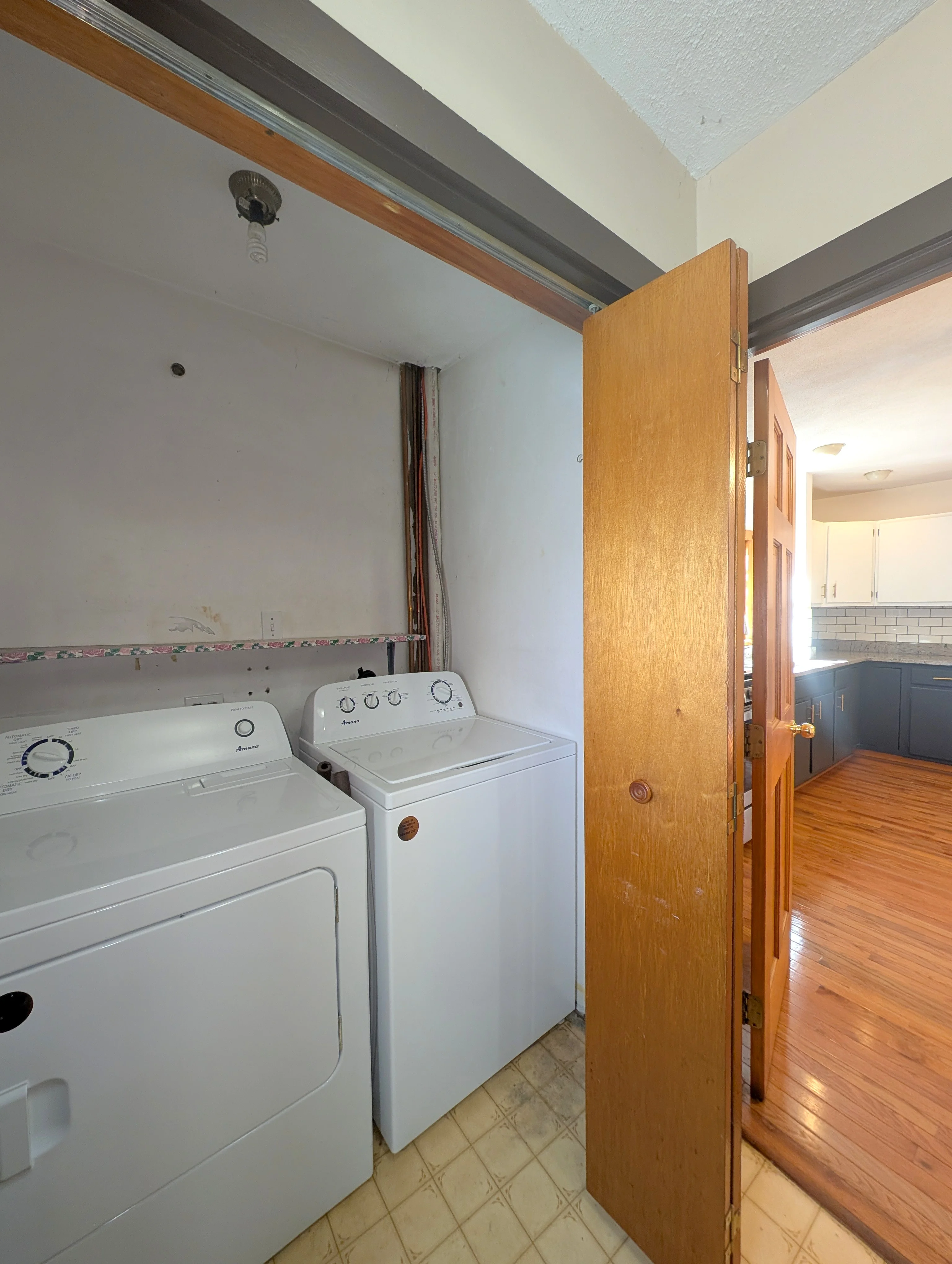 119 Lowell St, Powder House Square