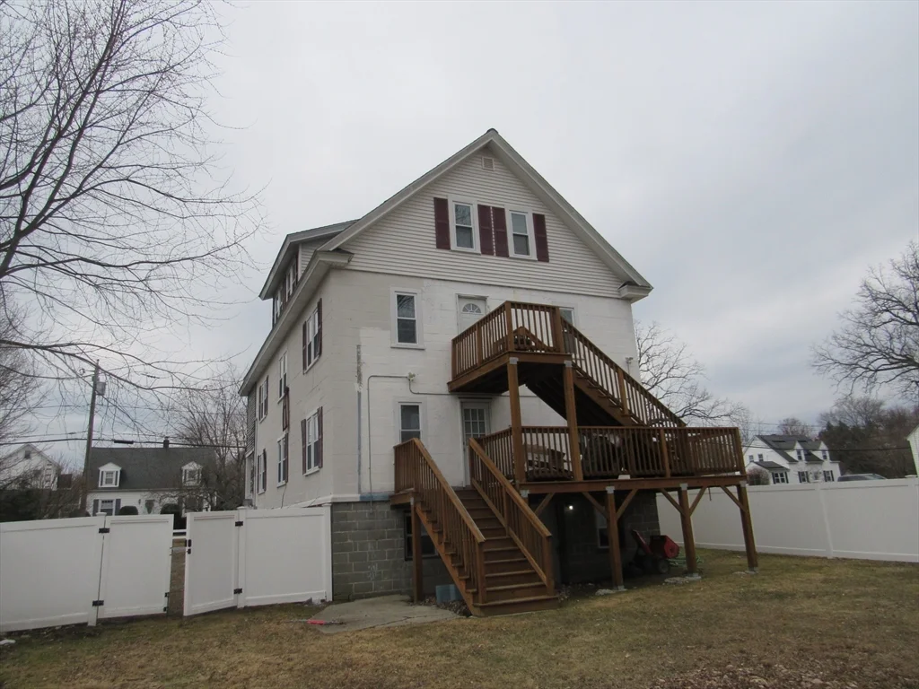 19 Chapman St, Dracut