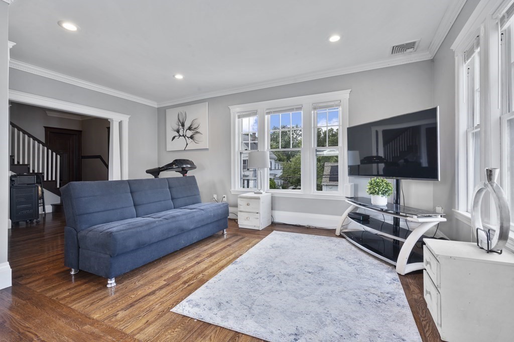 81 Butler St, Revere