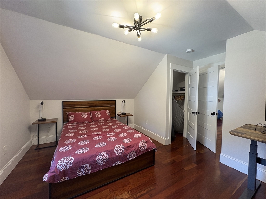 92 Dothan St, Arlington