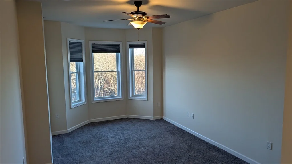 110 Trotter Rd, Weymouth