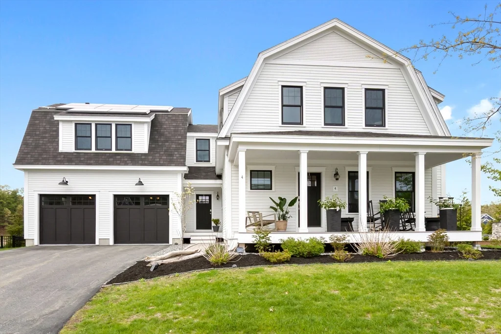 4 Gabaree Ct, Newburyport