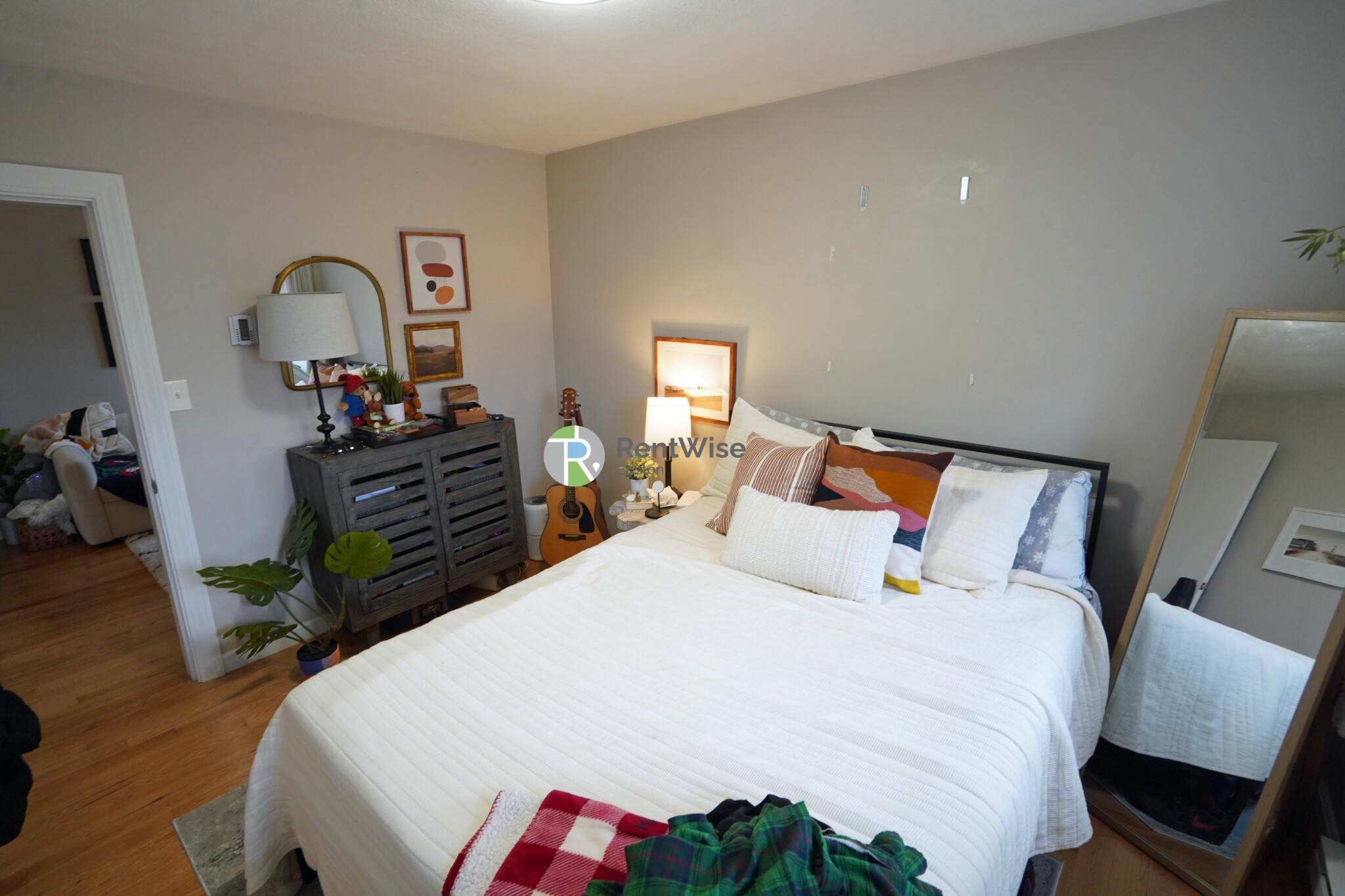 1200 Commonwealth Ave, Brighton