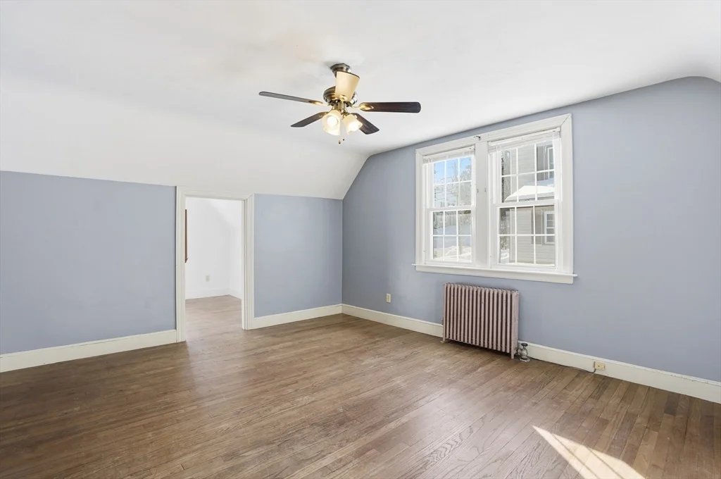 12 Cardinal Rd, Tatnuck