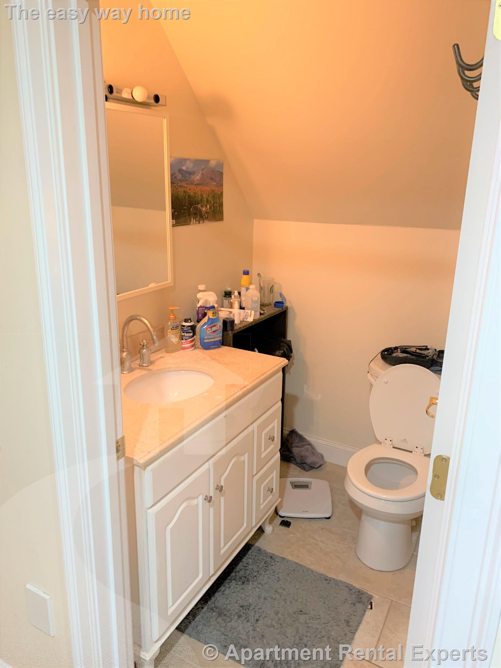 62 Newbern Ave, Ball Square