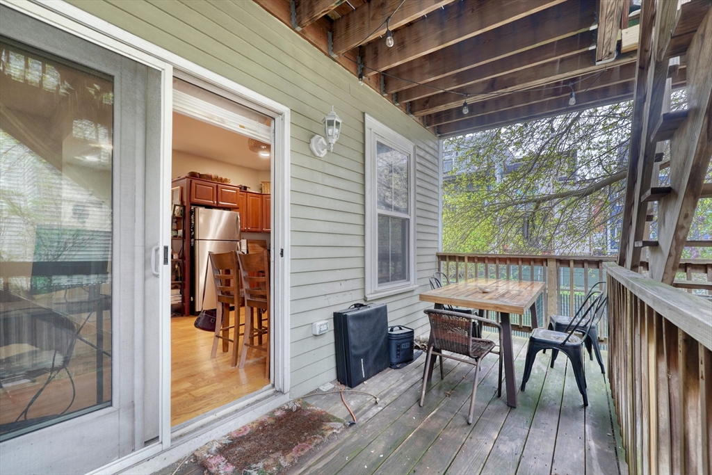 227 Bowen St, South Boston