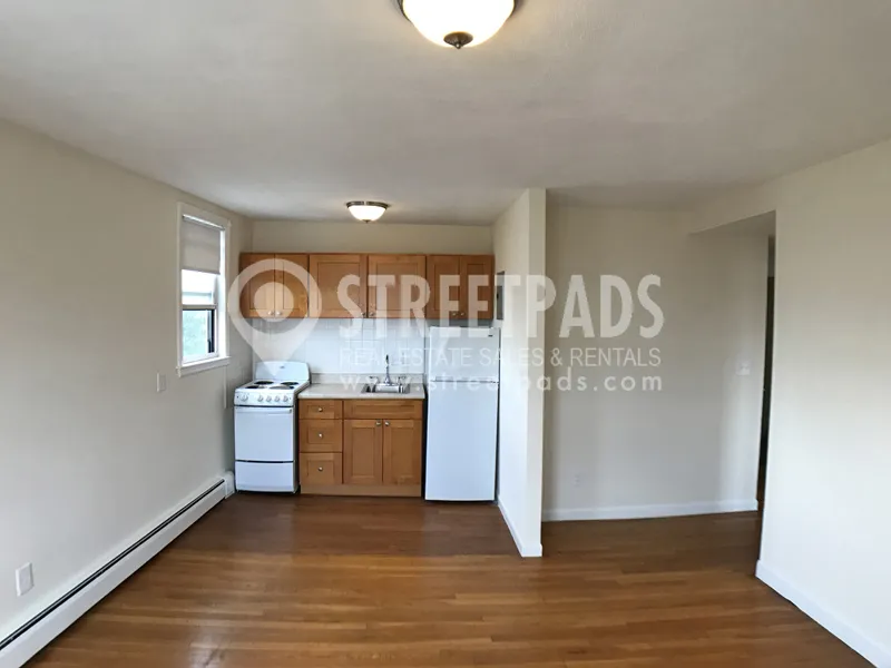 160 North Beacon St, Brighton