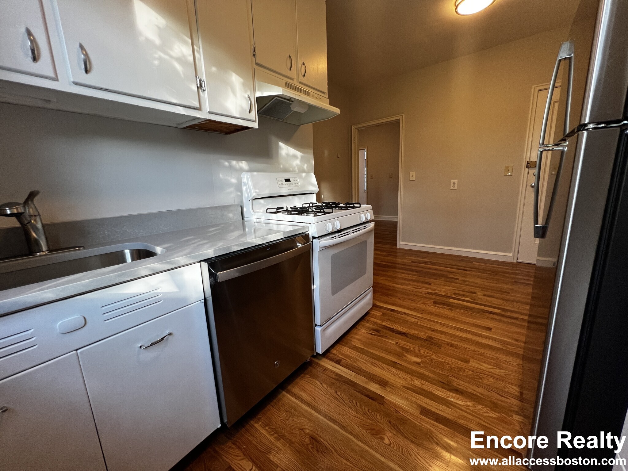 91 Longwood Ave, Coolidge Corner