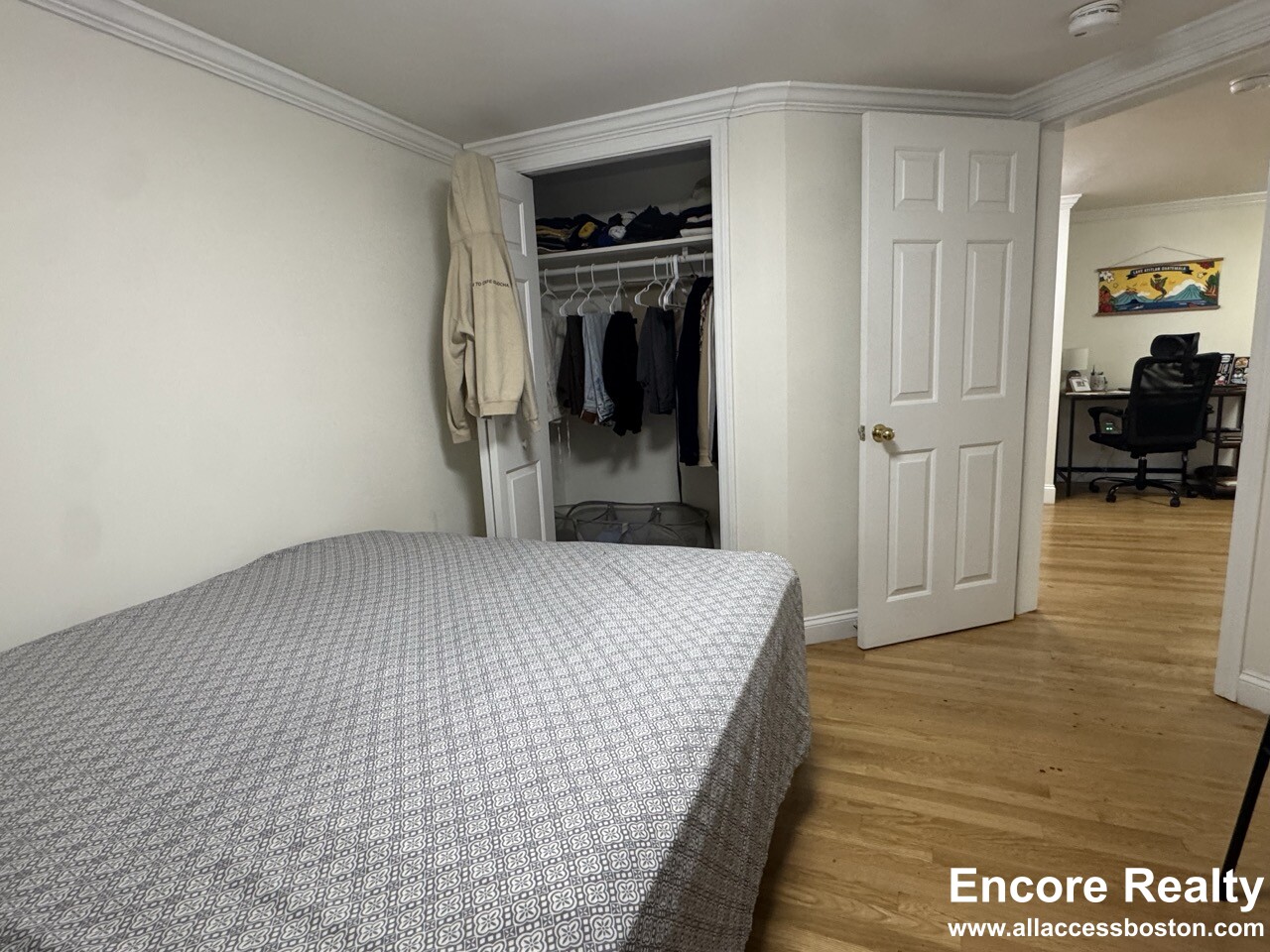 1539 Beacon St, Griggs Park