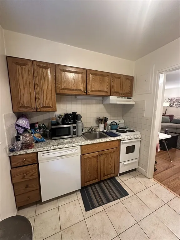 5 Charlesbank Rd, Newton