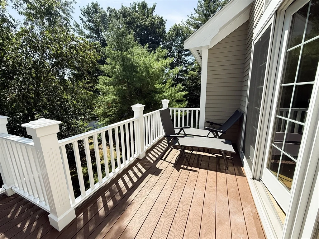 410 Salem St, Wakefield