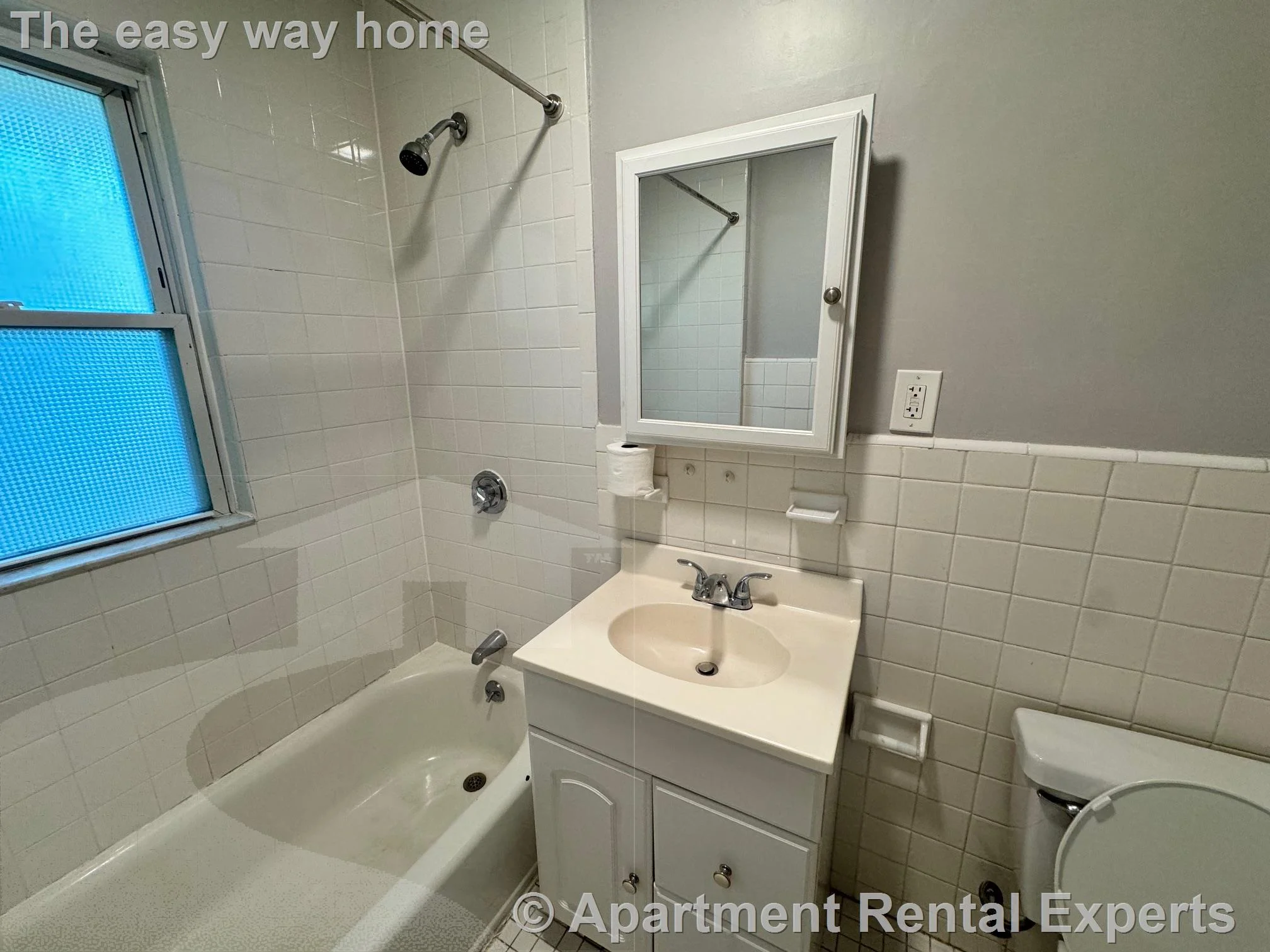 879 Broadway, Davis Square