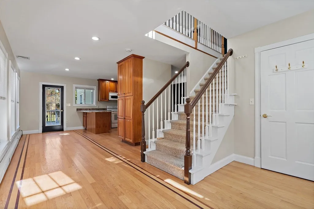 379 Concord Rd, Sudbury