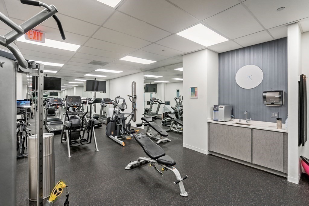 234 Causeway St, West End