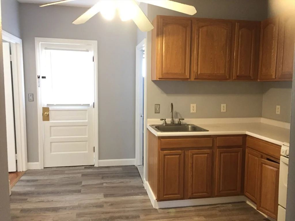 318 Granite St, Quincy