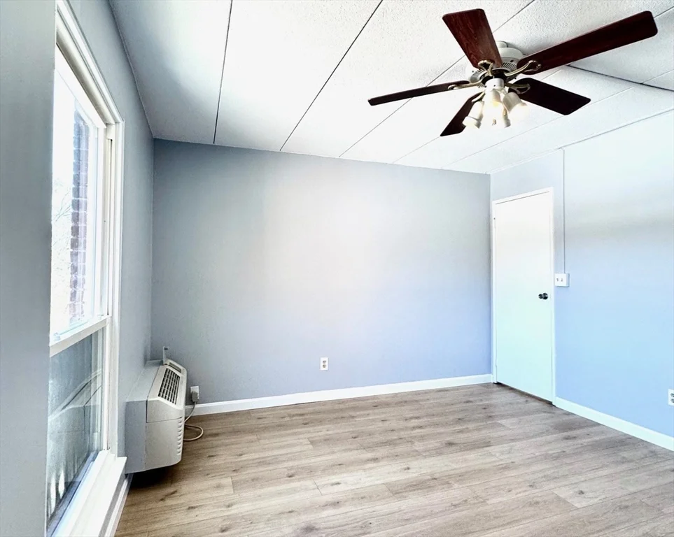 147 Turner Rd, Holliston