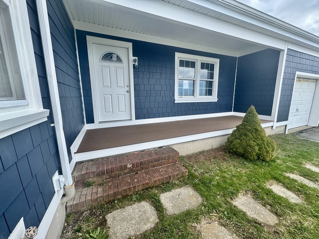 672 W Rodney French Blvd, Far North