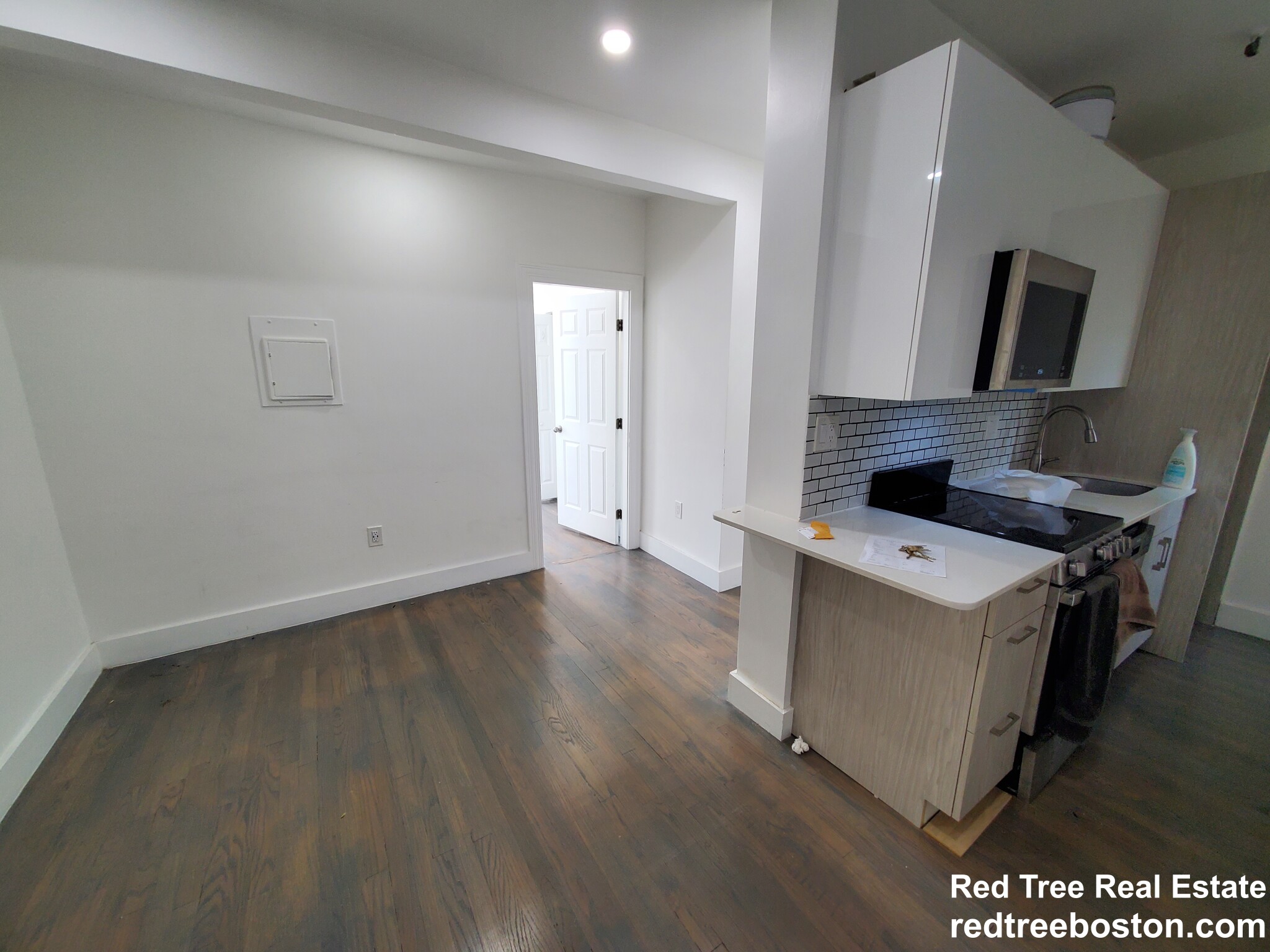 11 Peterborough St, Fenway