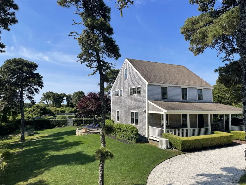 1A Pochick Ave, Nantucket