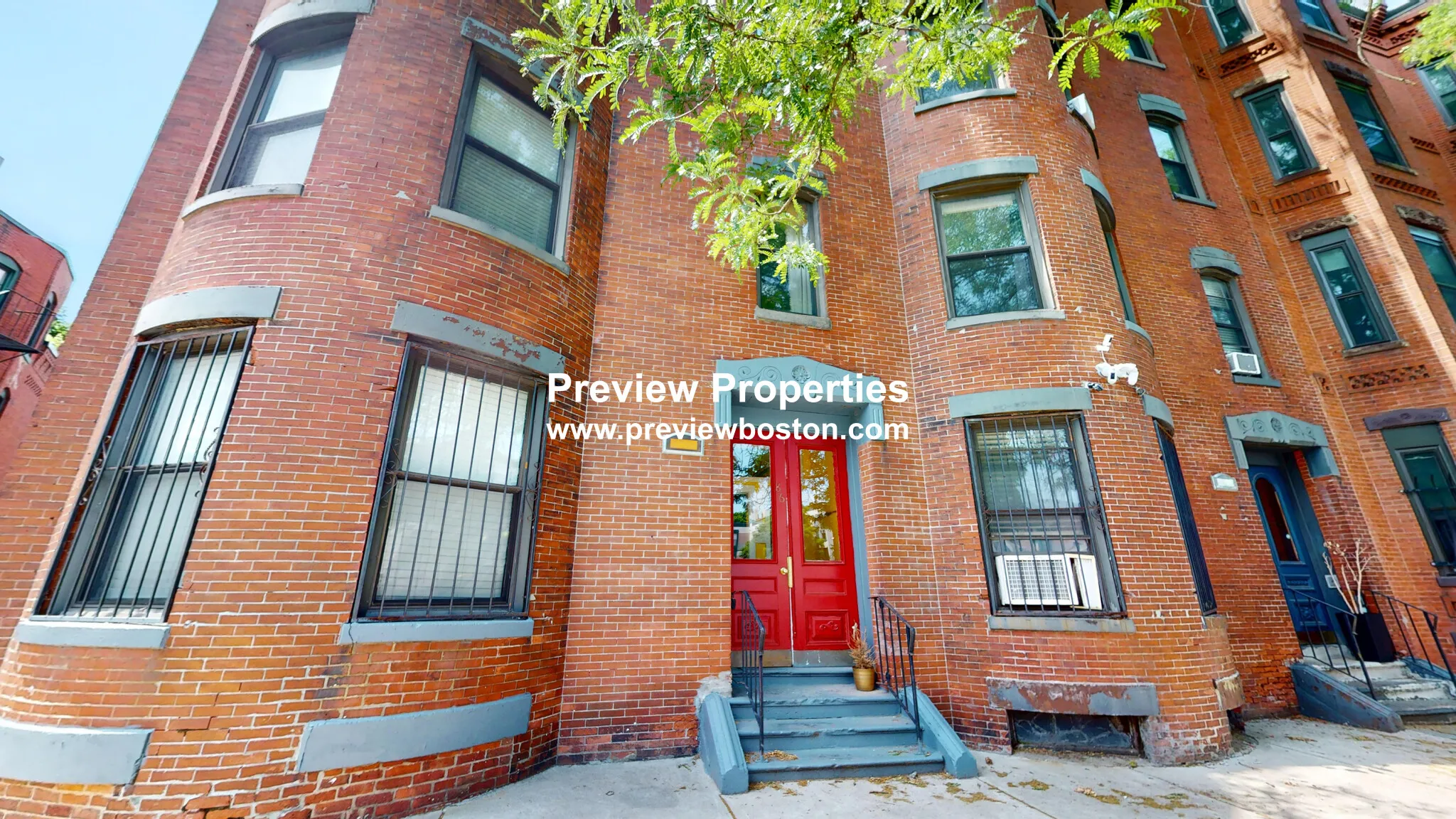 86 Hammond St, Roxbury