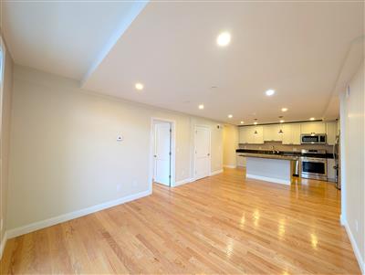 628 Trapelo Rd, Belmont