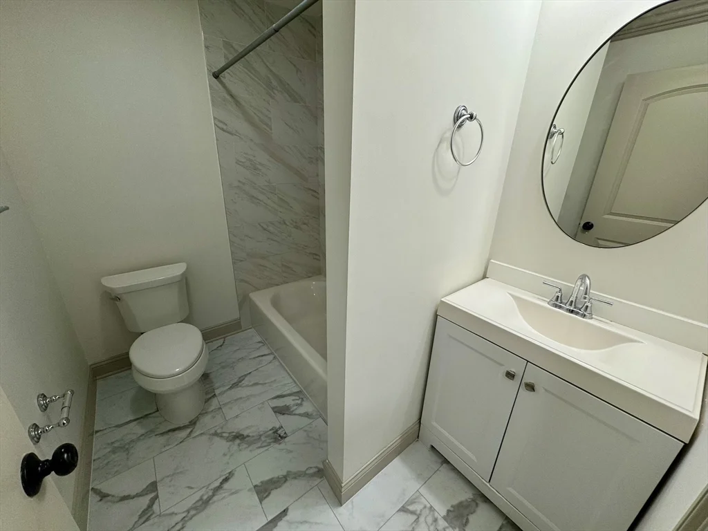 2591 Washington St, Roxbury