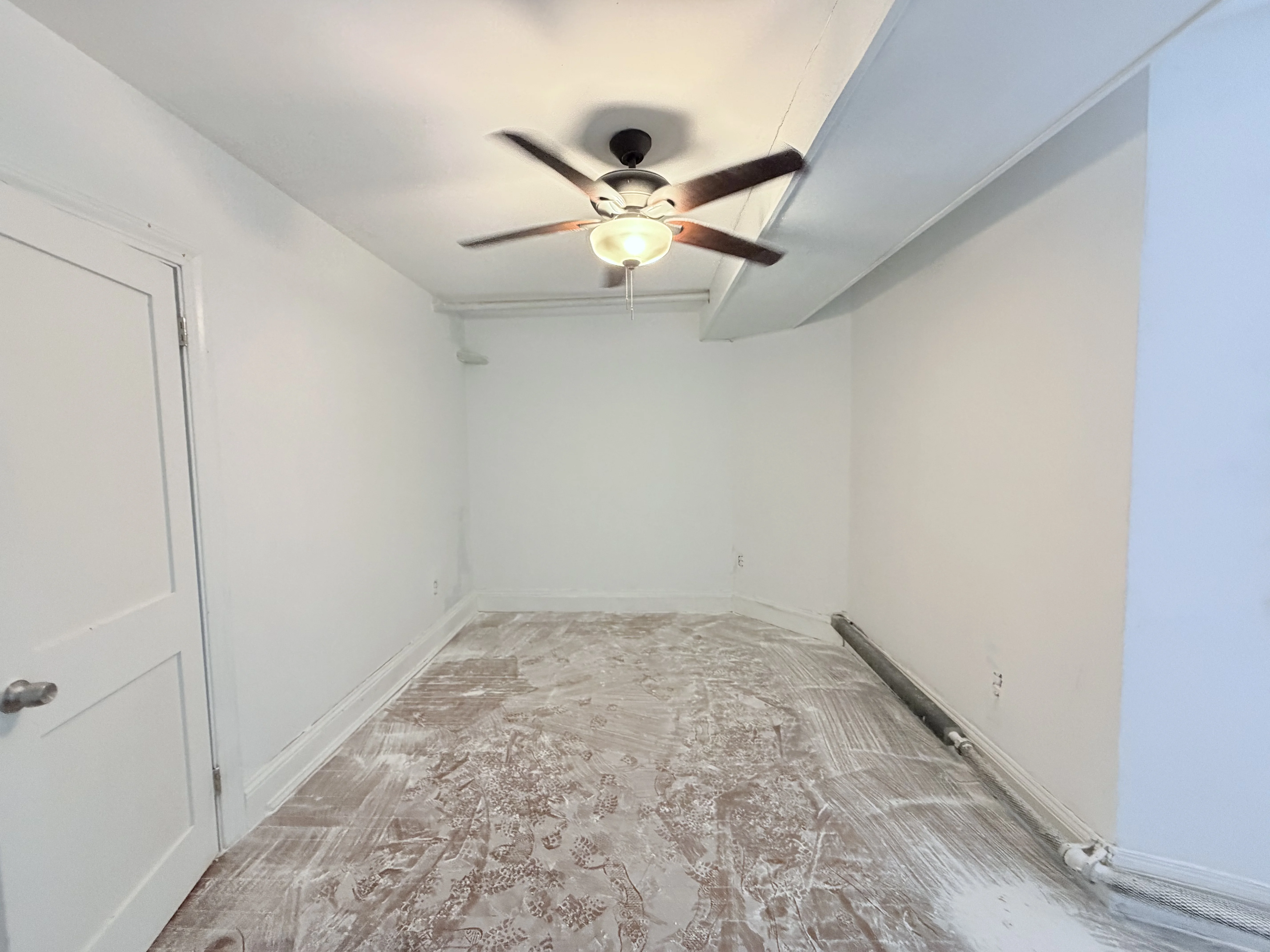 45 Carlton St, Longwood
