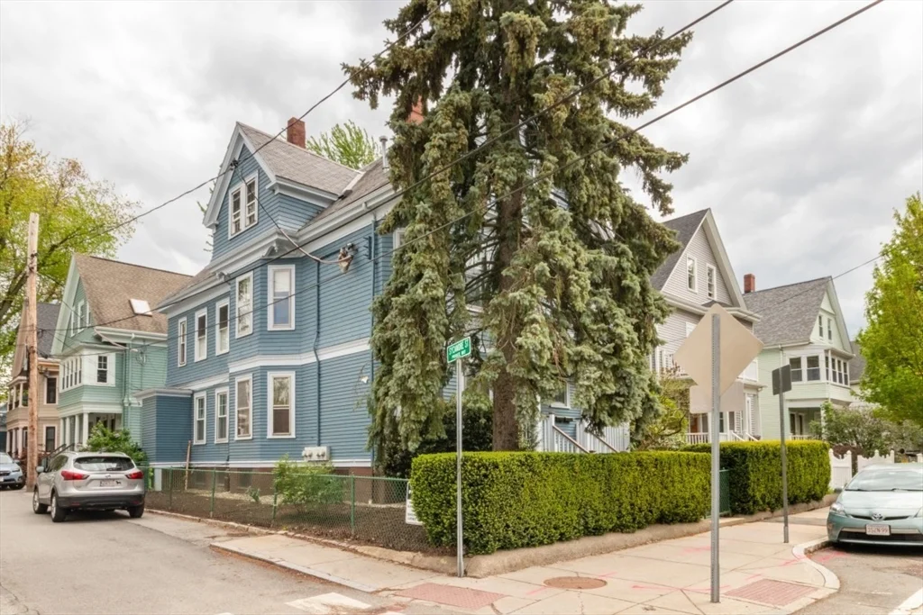 24 Walden, North Cambridge