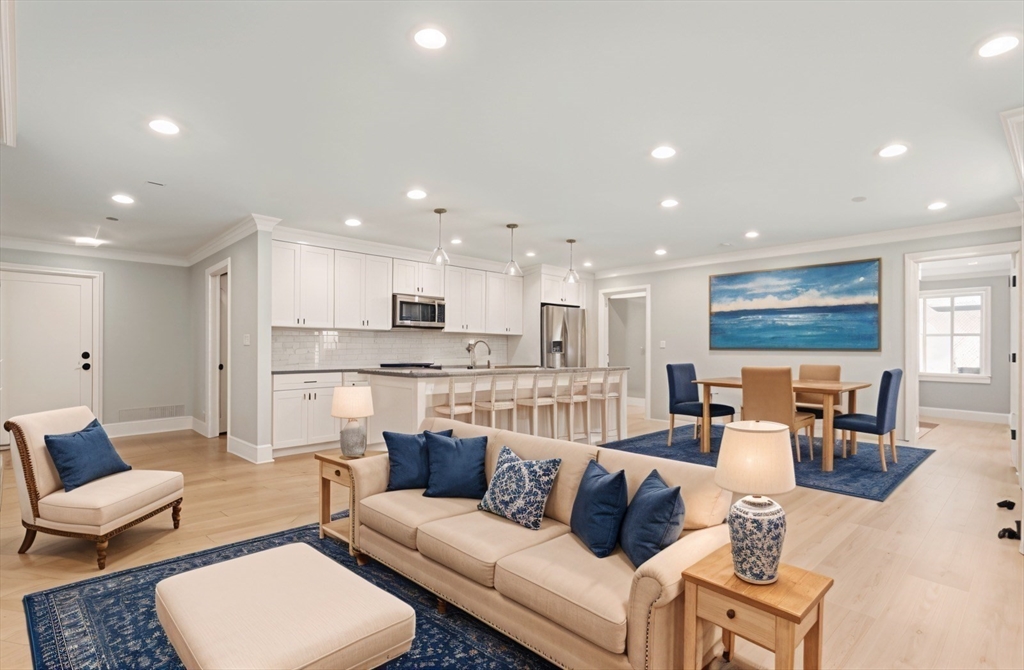 1 Jewett St, Rockport