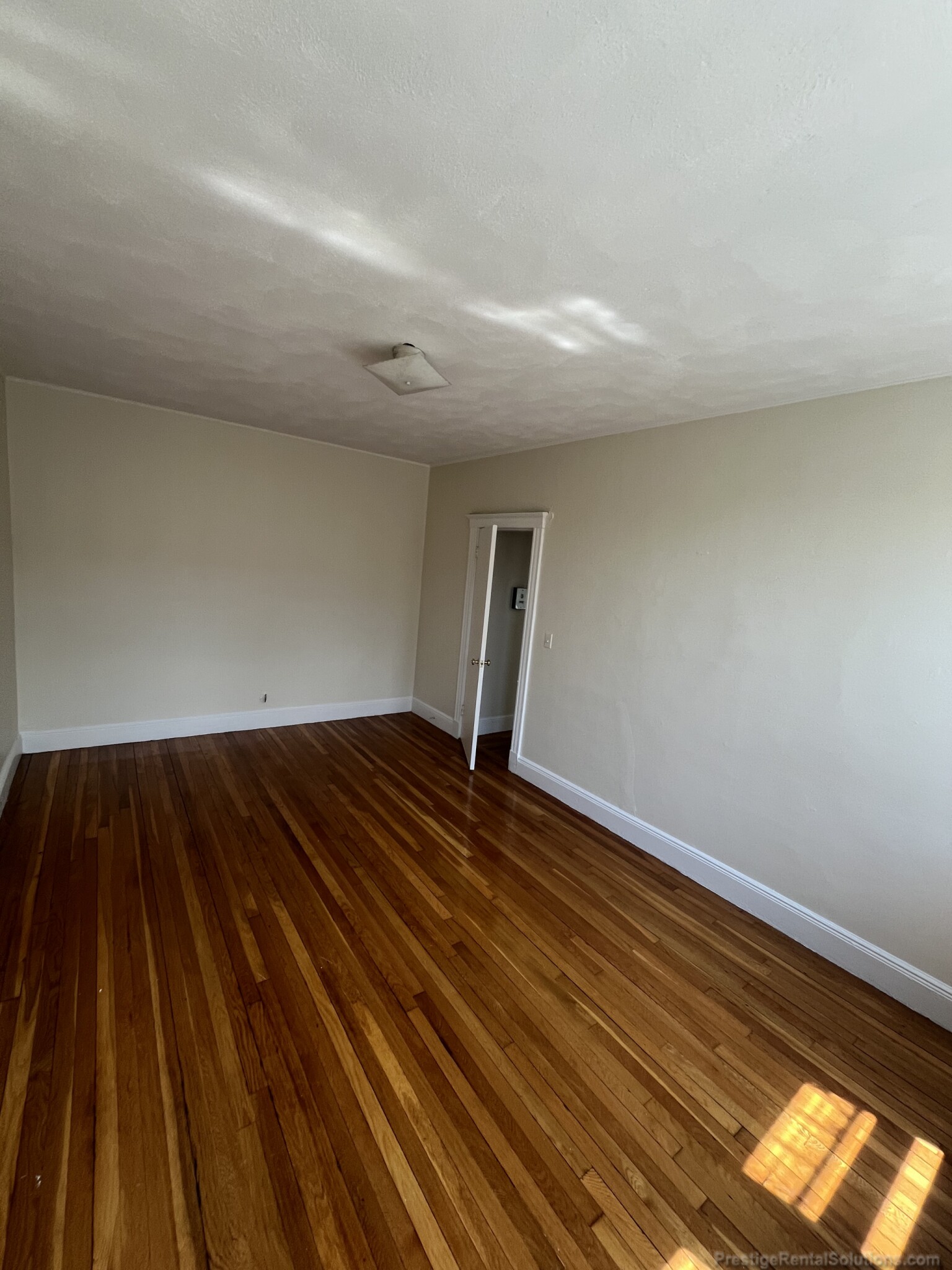 1820 Commonwealth Ave, Brighton