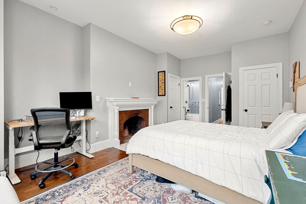 461 Beacon St, Back Bay