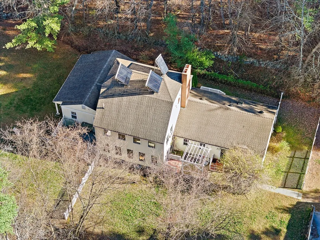 379 Concord Rd, Sudbury