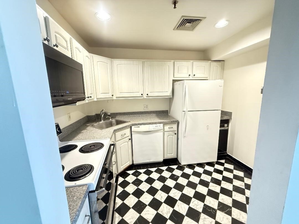 500 Washington St, Quincy