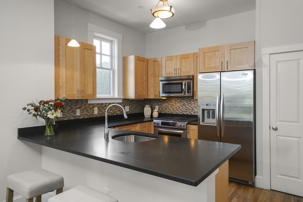 80 Webster Ave, Somerville