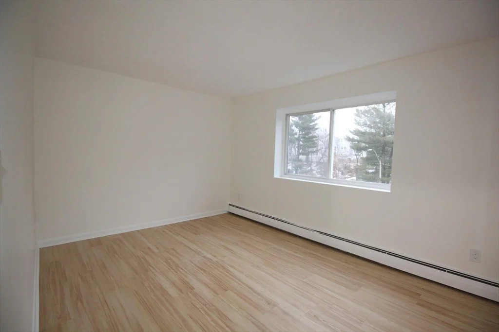 34 Hamilton Rd, Arlington